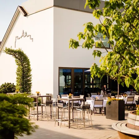 Neues Tor باد فيمفين