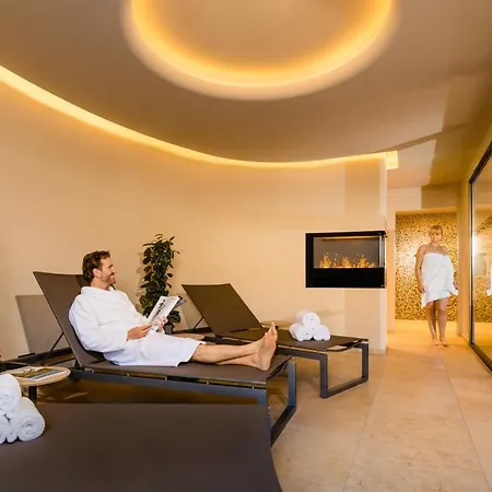 Neues Tor فندق باد فيمفين